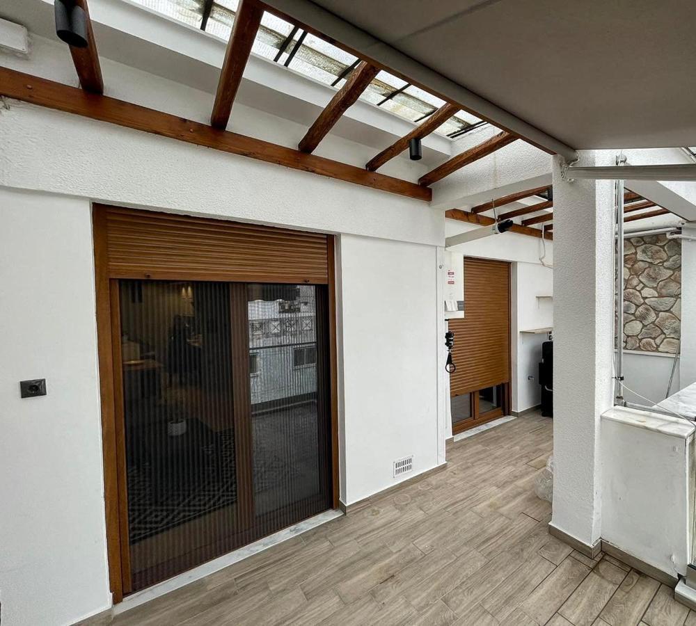 Luxury Townhouse Suite Лариса Екстер'єр фото