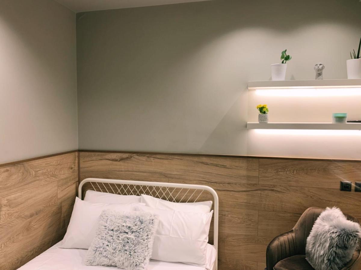Luxury Townhouse Suite Лариса Екстер'єр фото