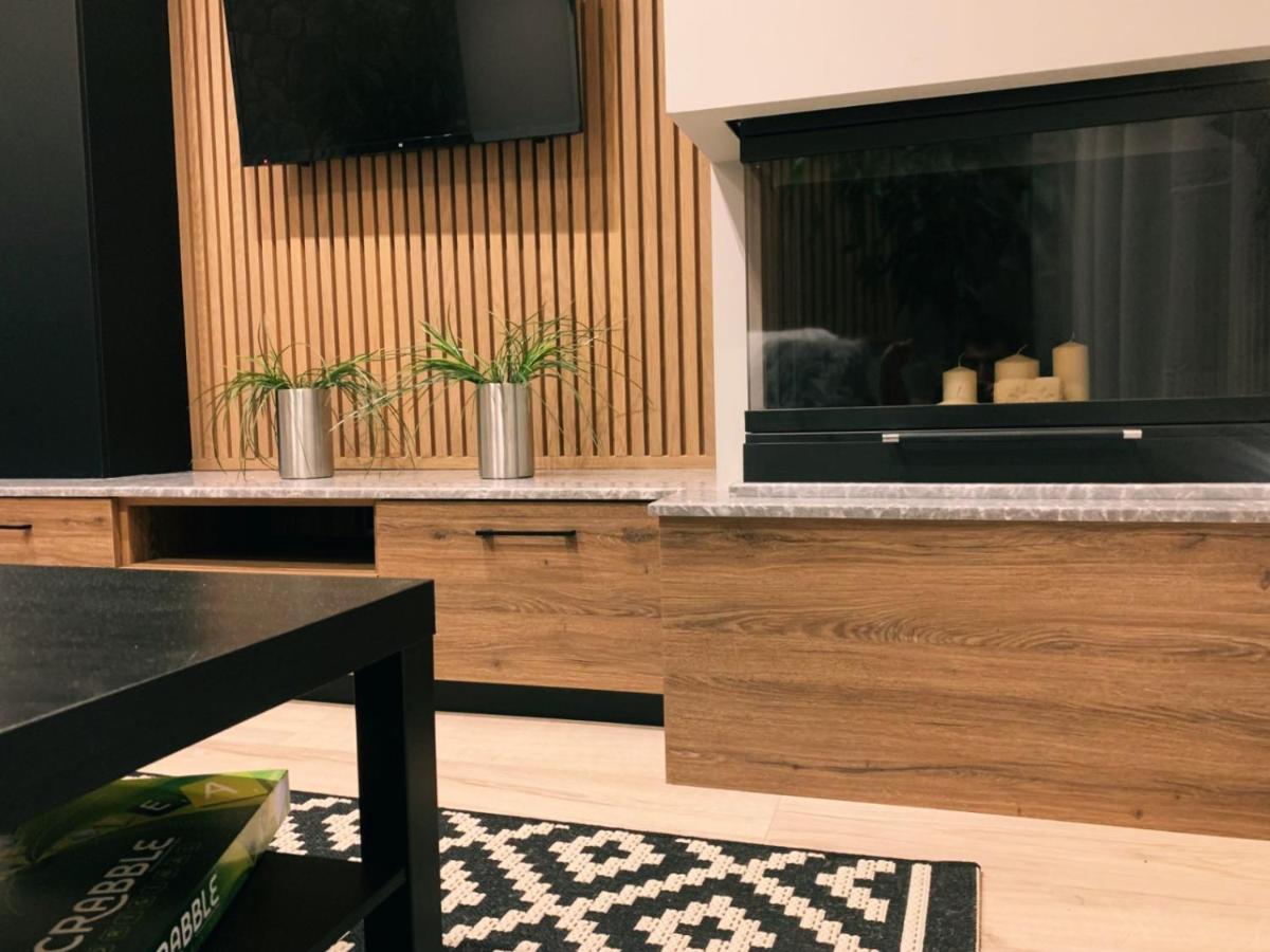 Luxury Townhouse Suite Лариса Екстер'єр фото