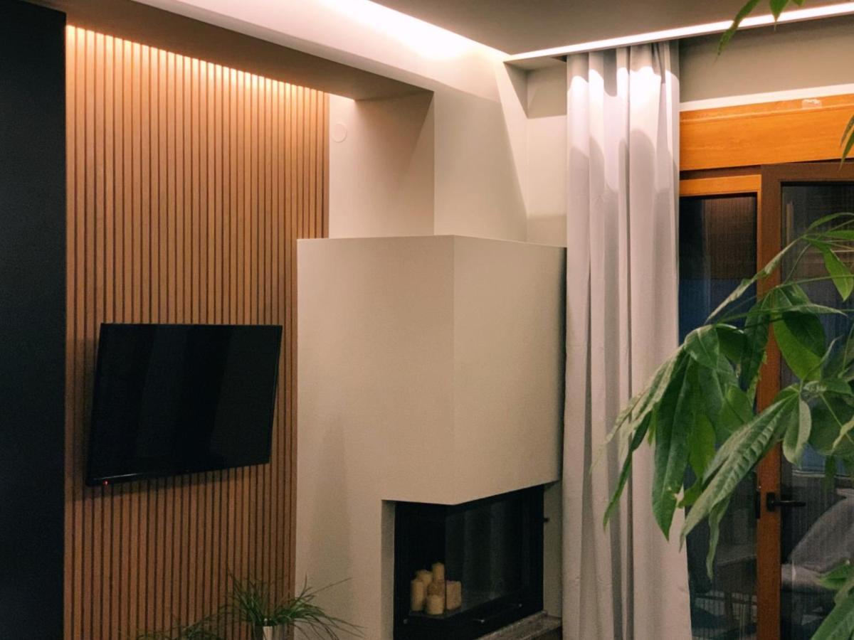Luxury Townhouse Suite Лариса Екстер'єр фото